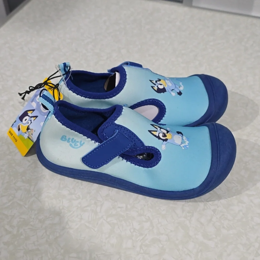 Bluey water shoes
